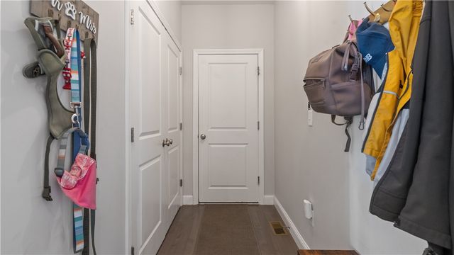 488 Long Street, Warwick, RI 02886