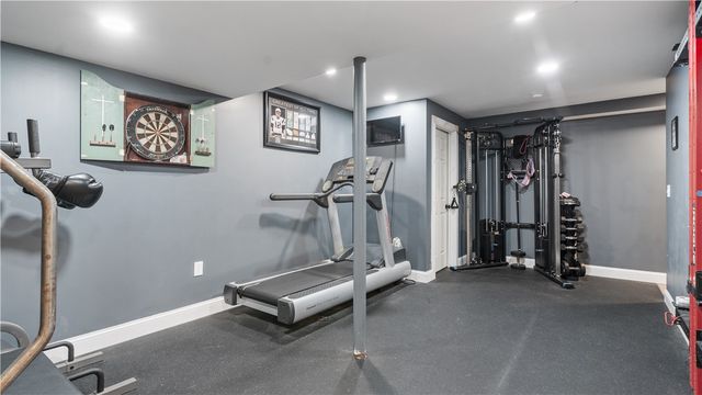 488 Long Street, Warwick, RI 02886