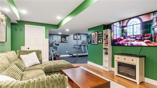 488 Long Street, Warwick, RI 02886