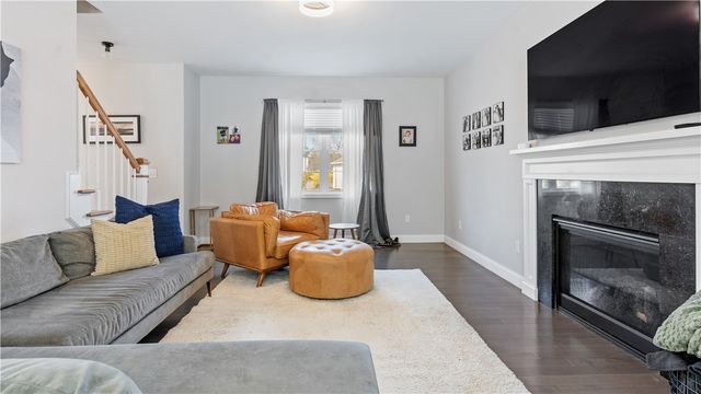 488 Long Street, Warwick, RI 02886