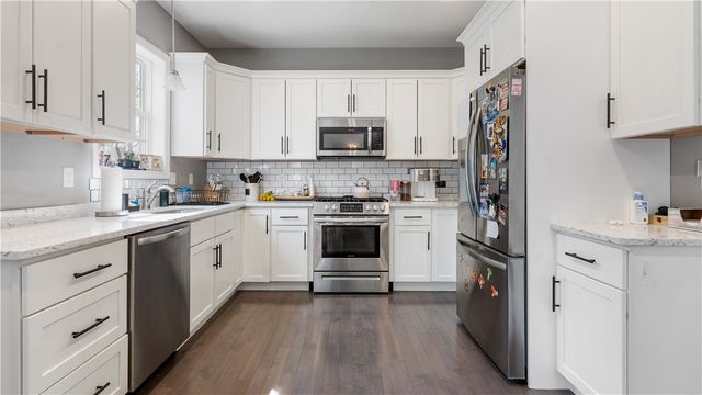 488 Long Street, Warwick, RI 02886