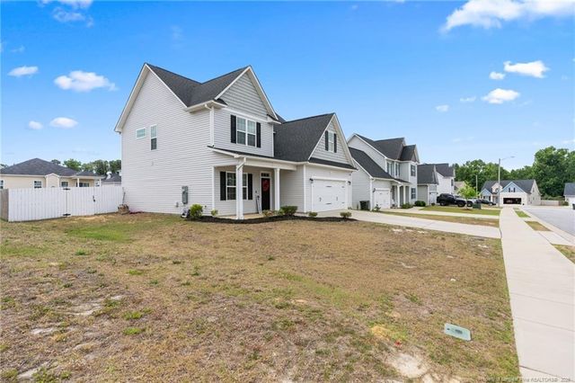 513 Loom Drive, Fayetteville, NC 28306