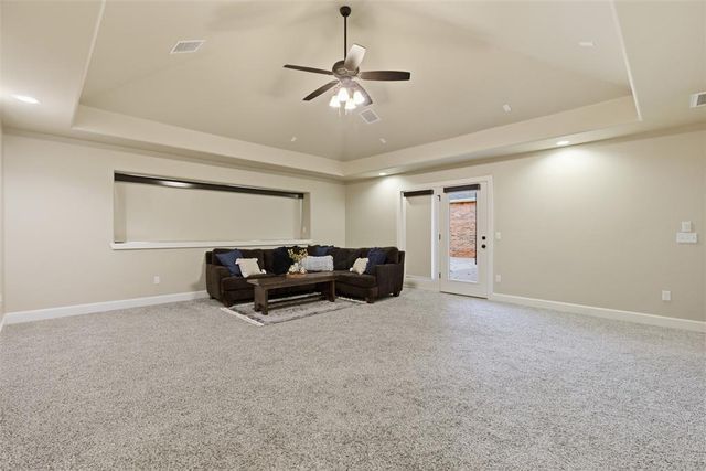 3000 Warwick Place, Edmond, OK 73013