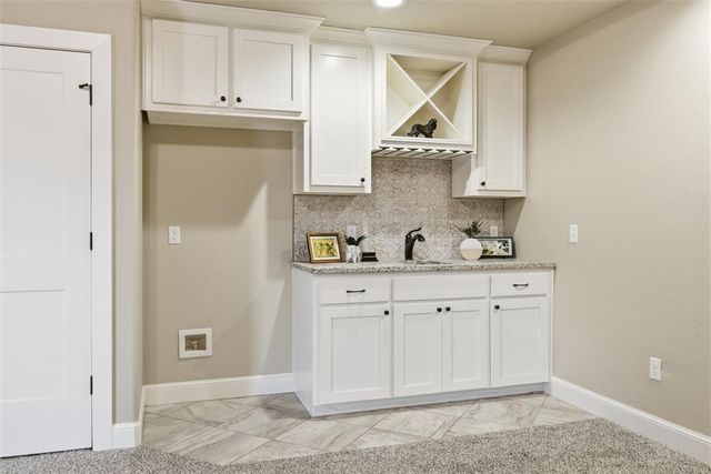 3000 Warwick Place, Edmond, OK 73013