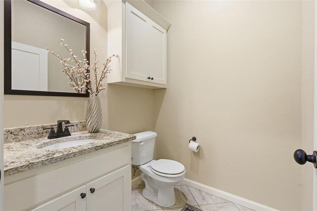 3000 Warwick Place, Edmond, OK 73013