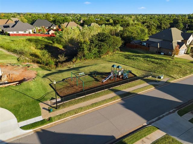 3000 Warwick Place, Edmond, OK 73013