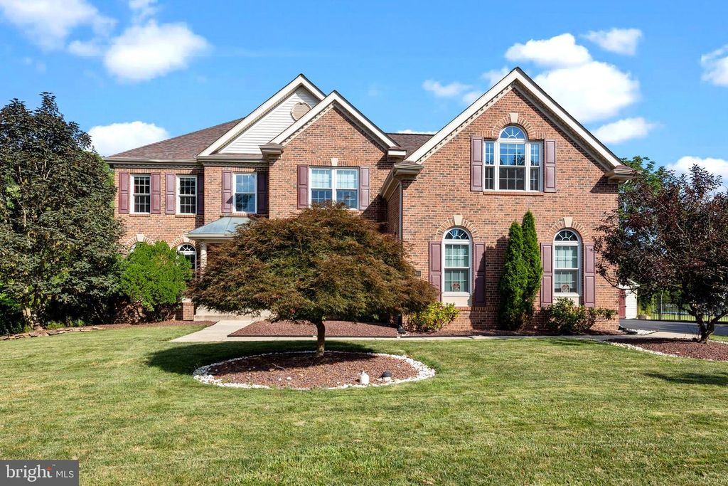 1511 POWNAL DR, Yardley, PA 19067