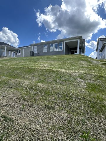 1085 Large Poppy Drive, La Vergne, TN 37086