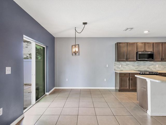 10003 GEESE TRAIL CIRCLE, Sun City Center, FL 33573