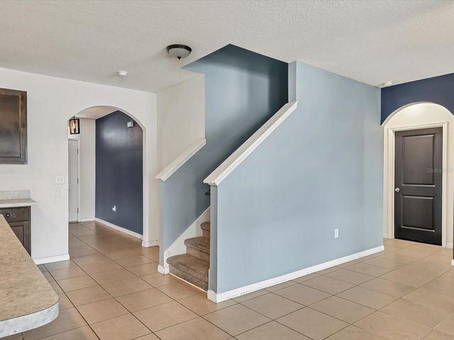 10003 GEESE TRAIL CIRCLE, Sun City Center, FL 33573