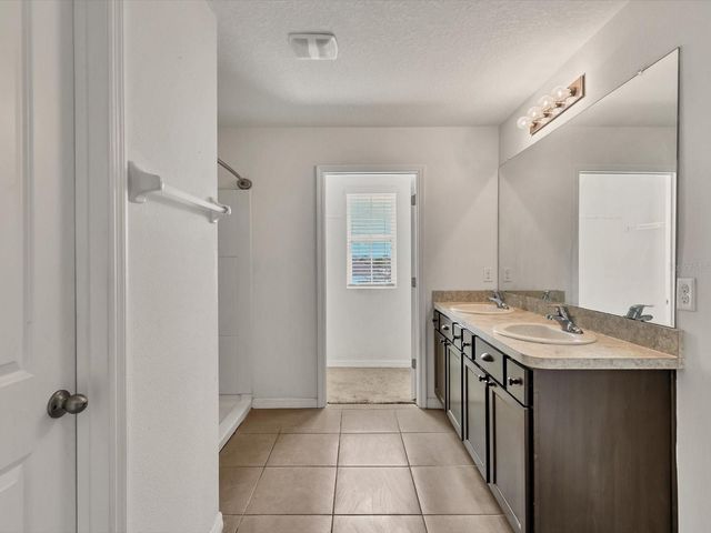 10003 GEESE TRAIL CIRCLE, Sun City Center, FL 33573