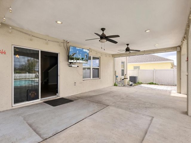 10003 GEESE TRAIL CIRCLE, Sun City Center, FL 33573