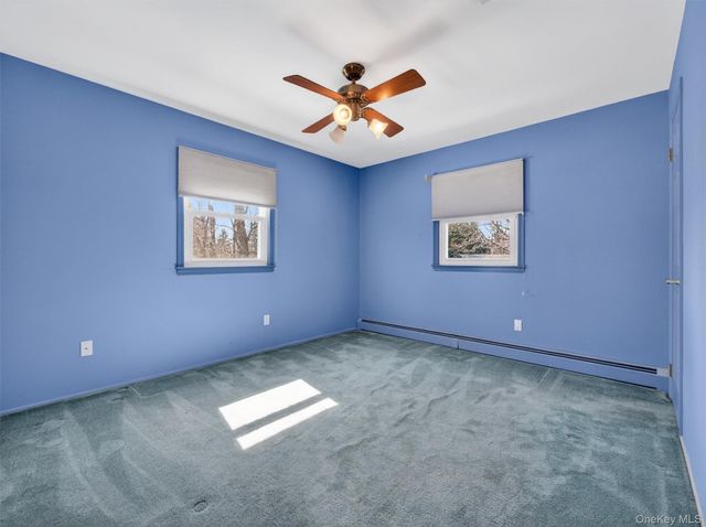 8 Hampton Road, Airmont, NY 10901