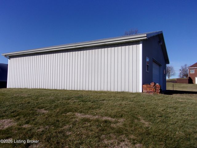 4085 Lawrenceburg Rd, Bloomfield, KY 40008