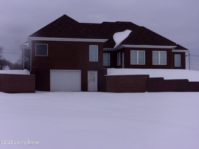 4085 Lawrenceburg Rd, Bloomfield, KY 40008