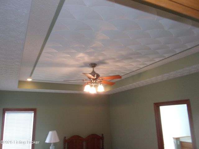 4085 Lawrenceburg Rd, Bloomfield, KY 40008