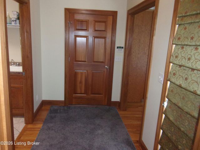 4085 Lawrenceburg Rd, Bloomfield, KY 40008