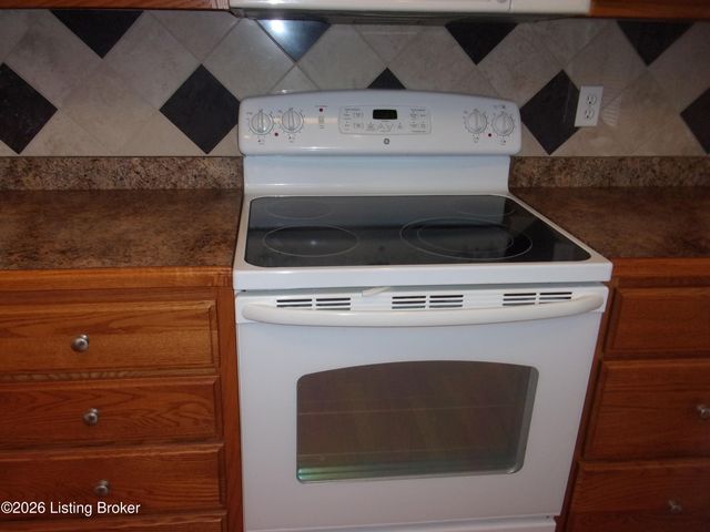 4085 Lawrenceburg Rd, Bloomfield, KY 40008