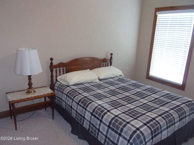 4085 Lawrenceburg Rd, Bloomfield, KY 40008