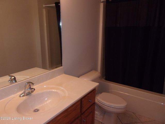 4085 Lawrenceburg Rd, Bloomfield, KY 40008