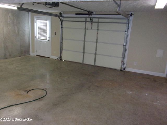 4085 Lawrenceburg Rd, Bloomfield, KY 40008