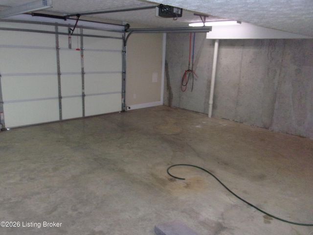 4085 Lawrenceburg Rd, Bloomfield, KY 40008