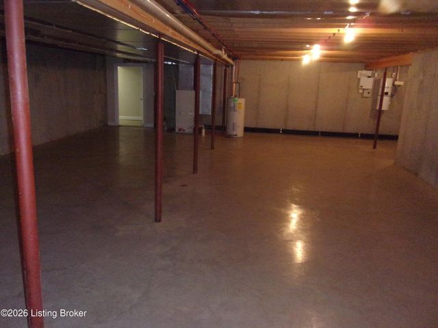 4085 Lawrenceburg Rd, Bloomfield, KY 40008