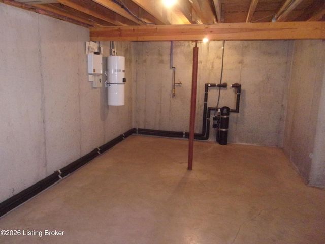 4085 Lawrenceburg Rd, Bloomfield, KY 40008