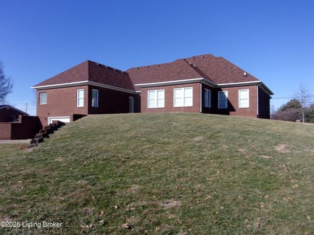 4085 Lawrenceburg Rd, Bloomfield, KY 40008