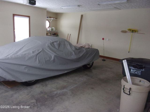 4085 Lawrenceburg Rd, Bloomfield, KY 40008