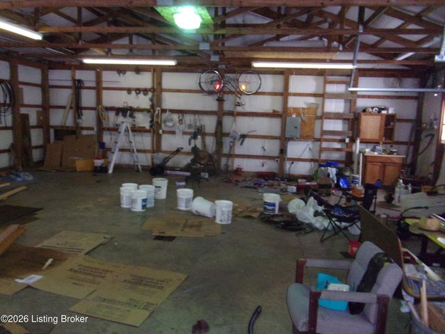 4085 Lawrenceburg Rd, Bloomfield, KY 40008