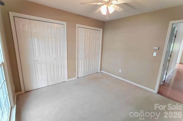 1016 Thorncrest Drive, Fletcher, NC 28732