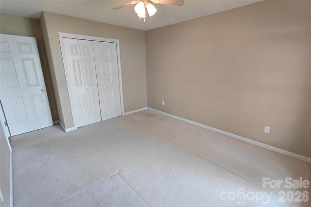 1016 Thorncrest Drive, Fletcher, NC 28732