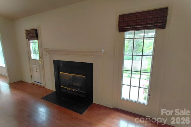 1016 Thorncrest Drive, Fletcher, NC 28732