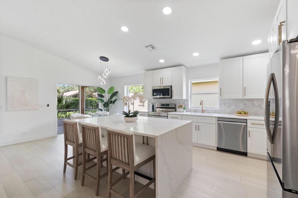 7188 Via Verona, Delray Beach, FL 33446