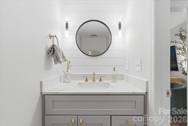 2705 New Hamlin Way, Charlotte, NC 28210