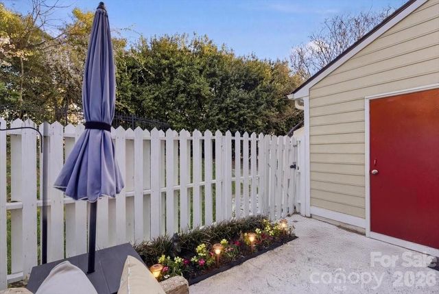 2705 New Hamlin Way, Charlotte, NC 28210