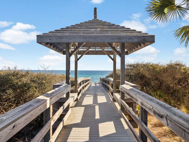 40 Tortola Lane, Santa Rosa Beach, FL 32459