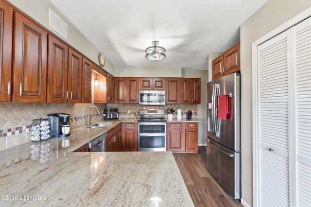 3936 Scenic Trail, Shepherdsville, KY 40165