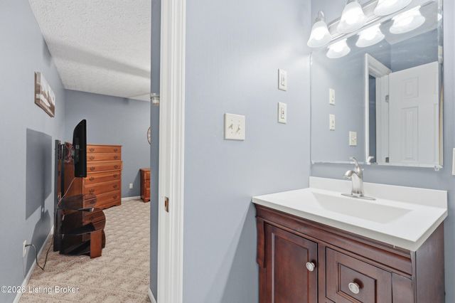 3936 Scenic Trail, Shepherdsville, KY 40165