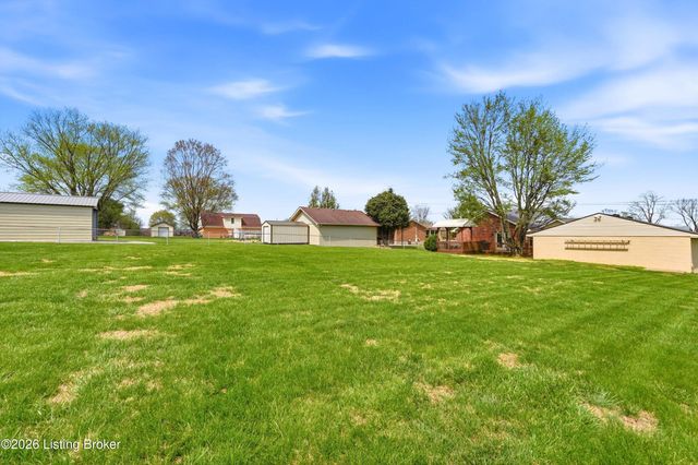 3936 Scenic Trail, Shepherdsville, KY 40165