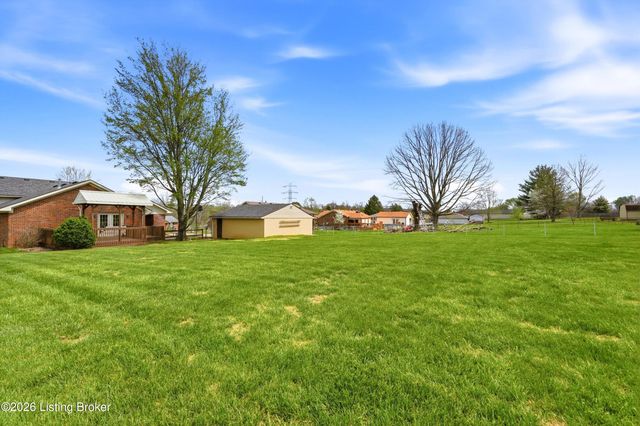 3936 Scenic Trail, Shepherdsville, KY 40165