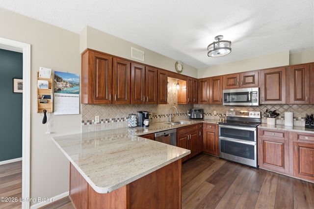 3936 Scenic Trail, Shepherdsville, KY 40165