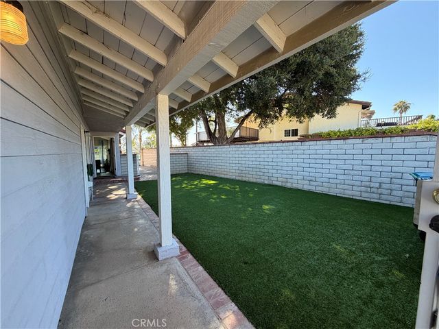 1553 Chalgrove, Corona, CA 92882