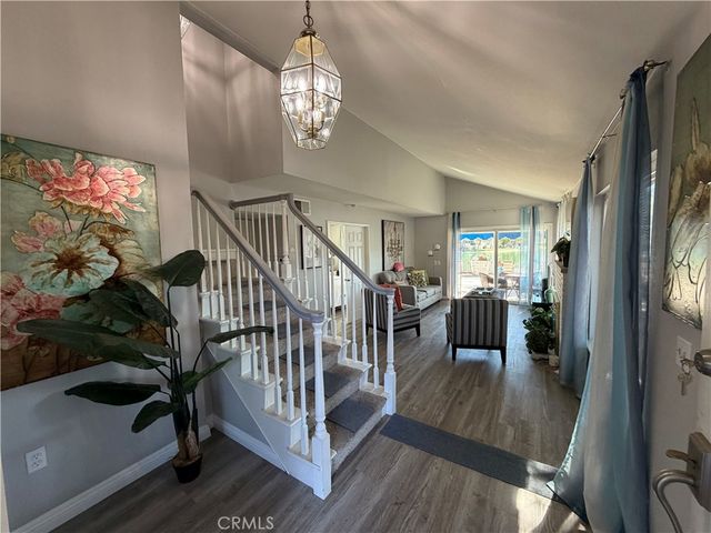 1553 Chalgrove, Corona, CA 92882
