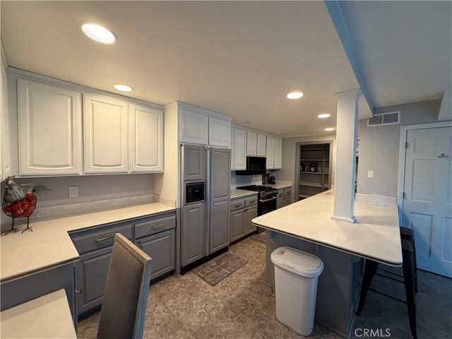 1553 Chalgrove, Corona, CA 92882