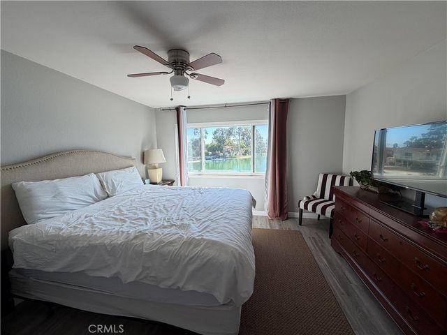 1553 Chalgrove, Corona, CA 92882