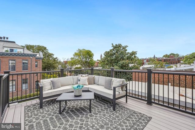 421 4TH ST NE, Washington, DC 20002