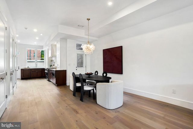421 4TH ST NE, Washington, DC 20002