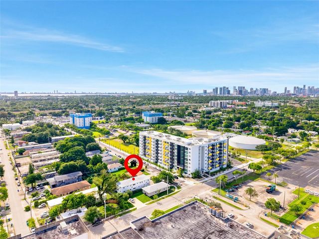 925 NW 69th St 2, Miami, FL 33150